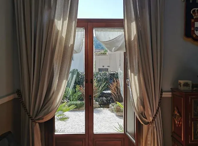 Vitorino Bed & Breakfast Colares