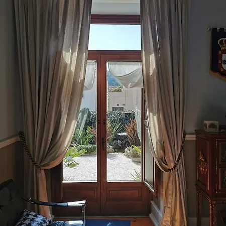 Vitorino Bed and breakfast Colares